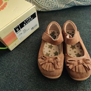 Size 9 livie and Luca Willow suede shoe